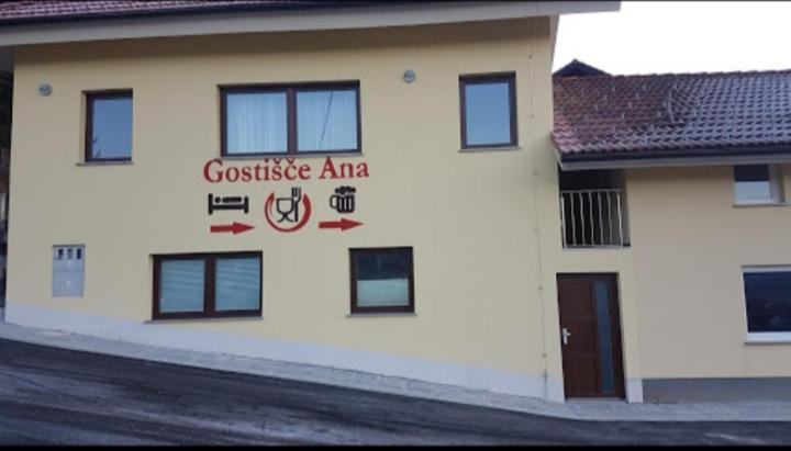 Hotel And Restaurant Ana Hrib-Loski Potok Екстериор снимка